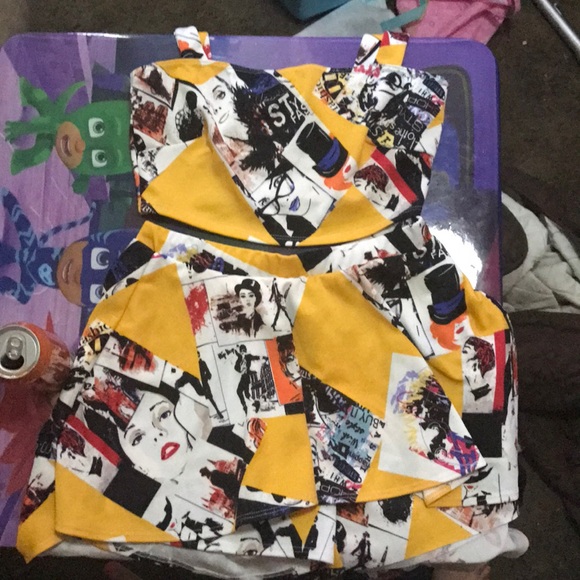 Two piece set - Picture 2 of 2